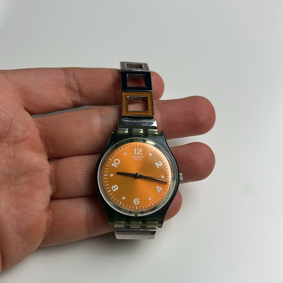Swatch Vintage Postmodern Multicolor Women’s Swiss Watch Bracelet Band